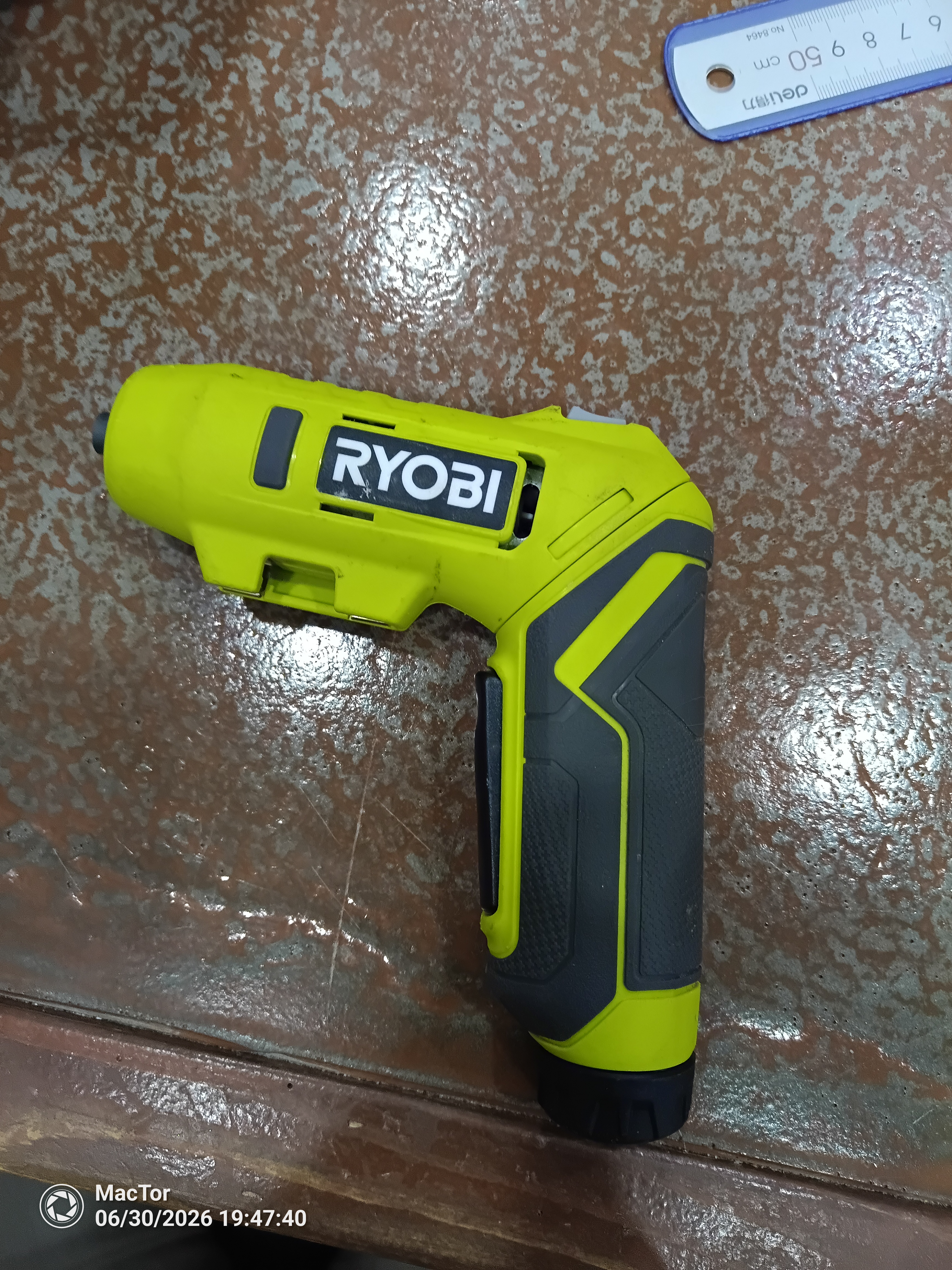 Electric screw driver