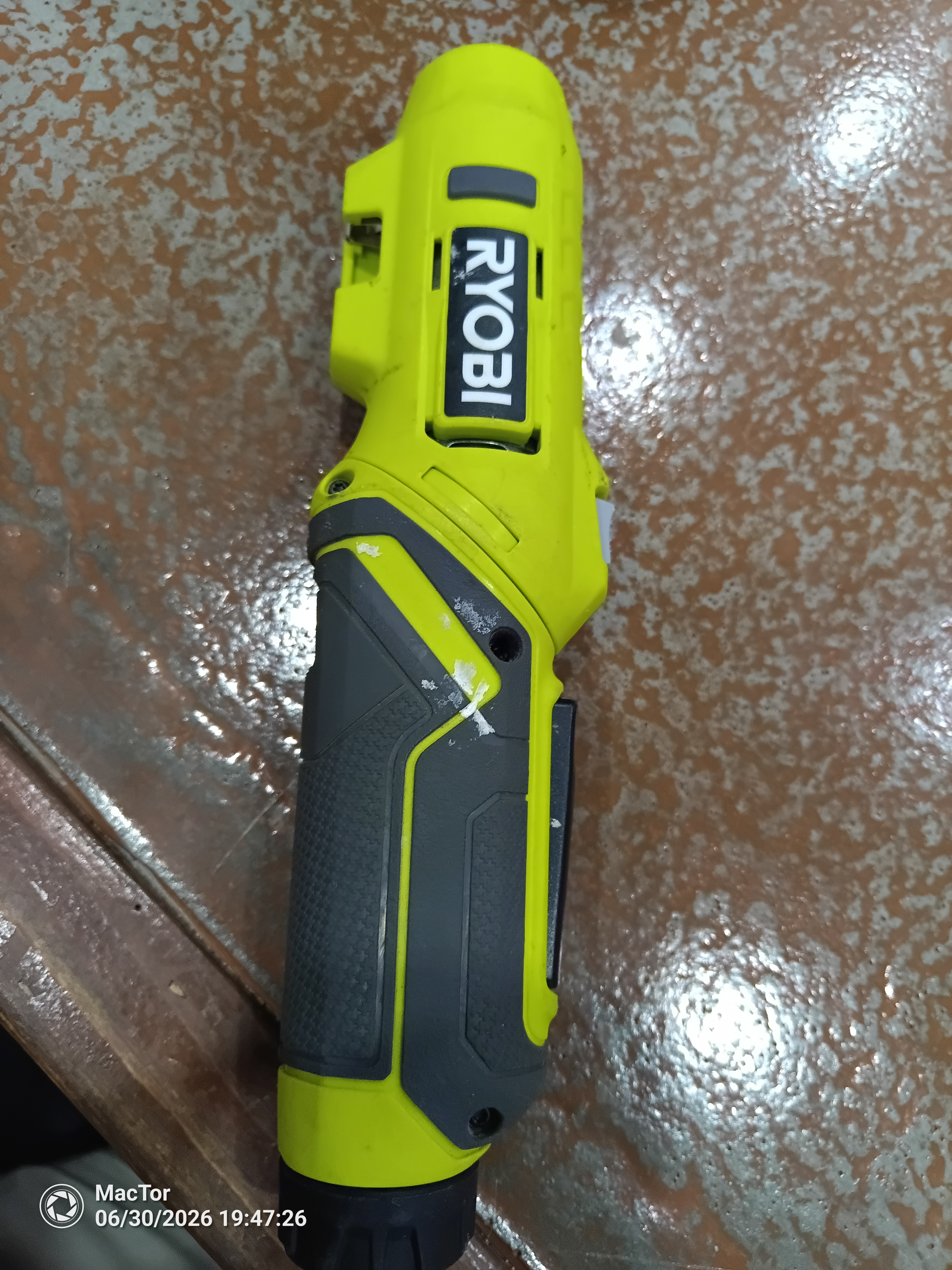 Electric screw driver